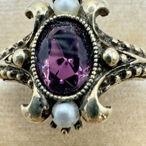 Vtg Avon Queensbury Purple Faux Amethyst Ring Victorian Revival Size 5-6.5 - Picture 8 of 14